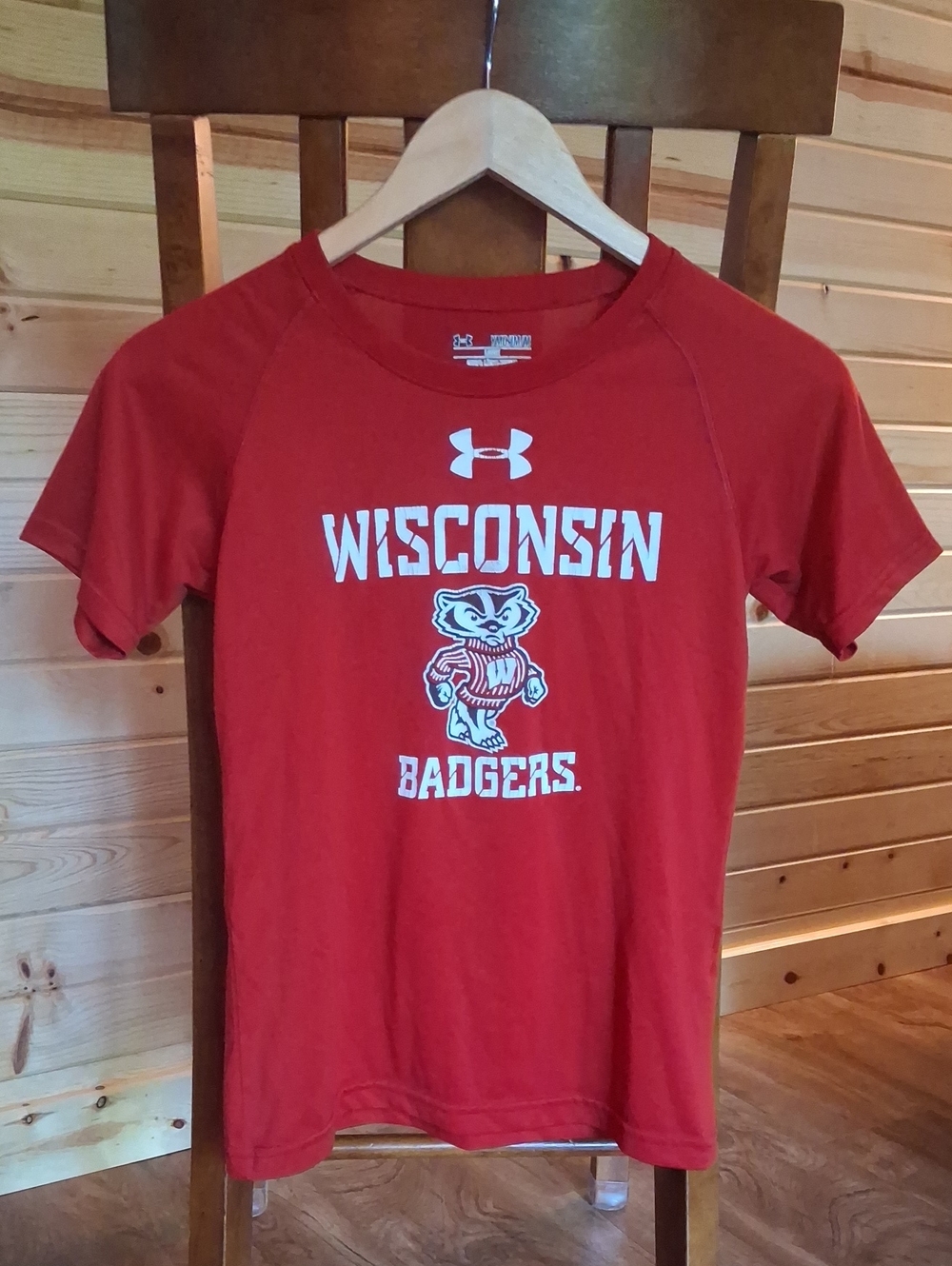 Under Armour Youth Red Wisconsin Badgers Short Sleeve Tee